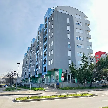아파트 Forty Two *